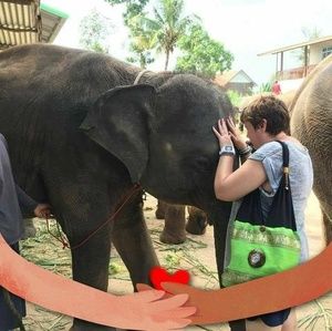 Meet your Posher, Yvonne